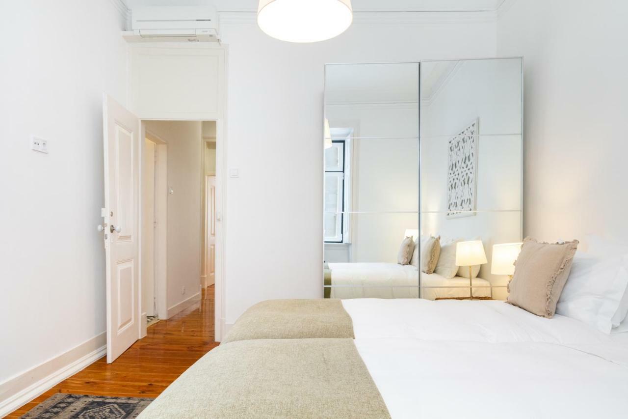 4 Bedroom Apartment On The City Center Lisboa Exterior foto